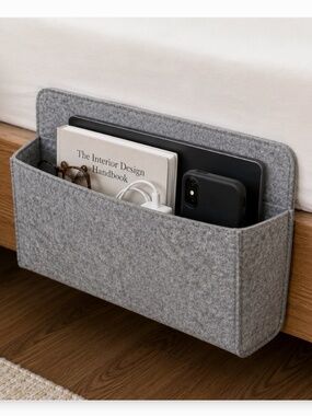 Kikkerland Gray Felt Off the Bed Storage Pocket Bedside Caddy Organizer